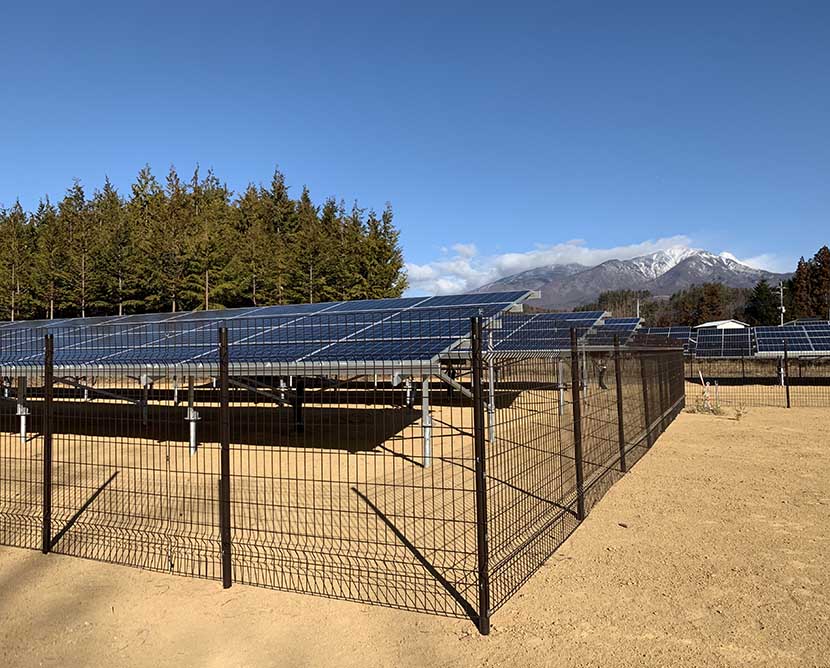  49.5 كو ياماناشي كين محطة طاقة شمسية في اليابان 2019 